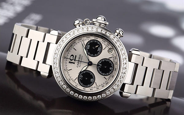 清洗卡地亞手表的幾大步驟