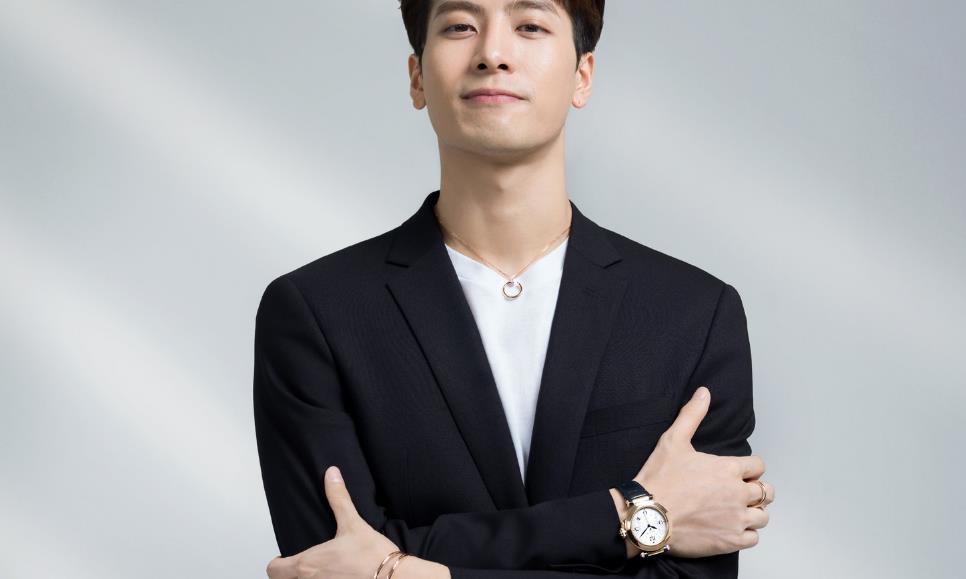 貴氣、個(gè)性、時(shí)髦于一身，卡地亞Pasha男士腕表（圖）