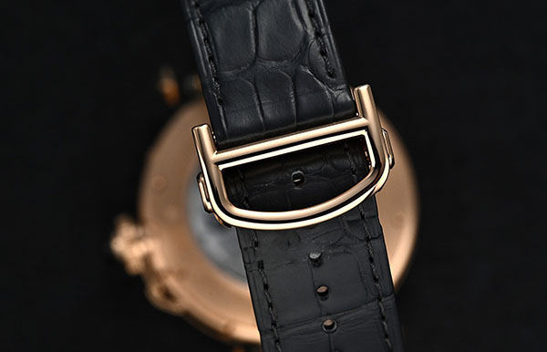 卡地亞腕表金屬表帶意外斷裂？速覽專業(yè)修復秘籍（圖）