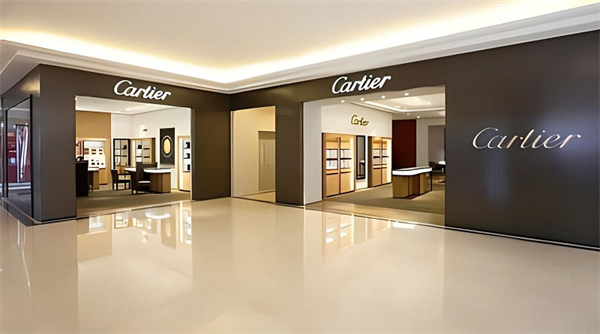 卡地亞腕表皮表帶發(fā)黑不用愁，學(xué)會這幾招輕松修復(fù)（圖）