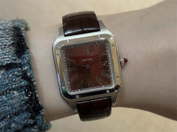 揭秘！卡地亞名表機芯為何會生銹？（圖）