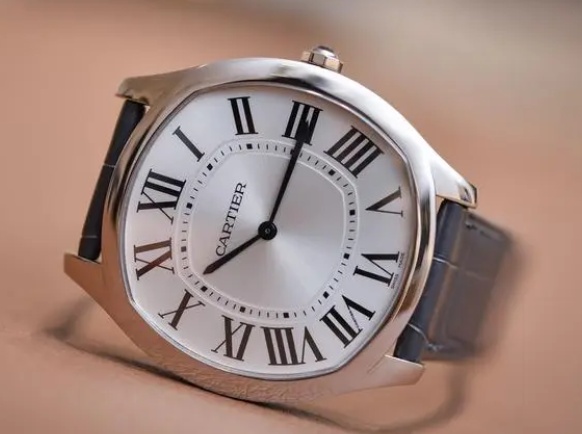 卡地亞腕表表殼問題全解：專業(yè)修復(fù)指南與預(yù)防策略（圖）