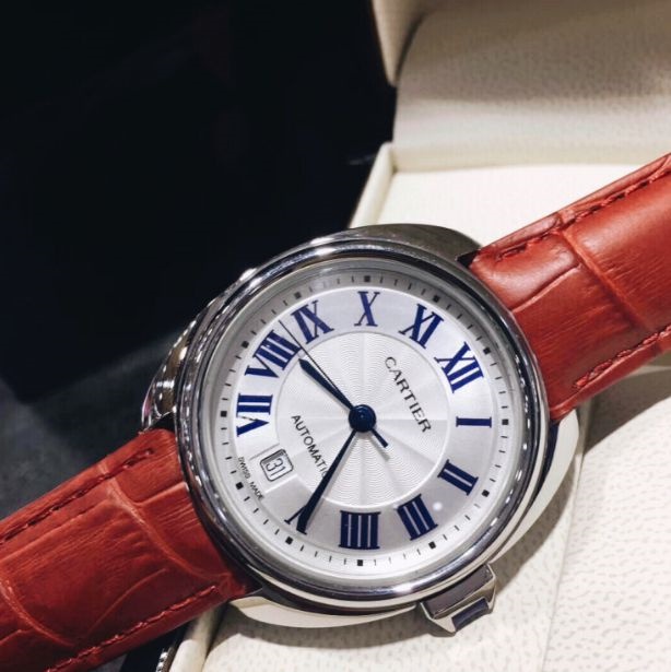 卡地亞手表碰撞后修復指南：專業(yè)技巧與注意事項（圖）